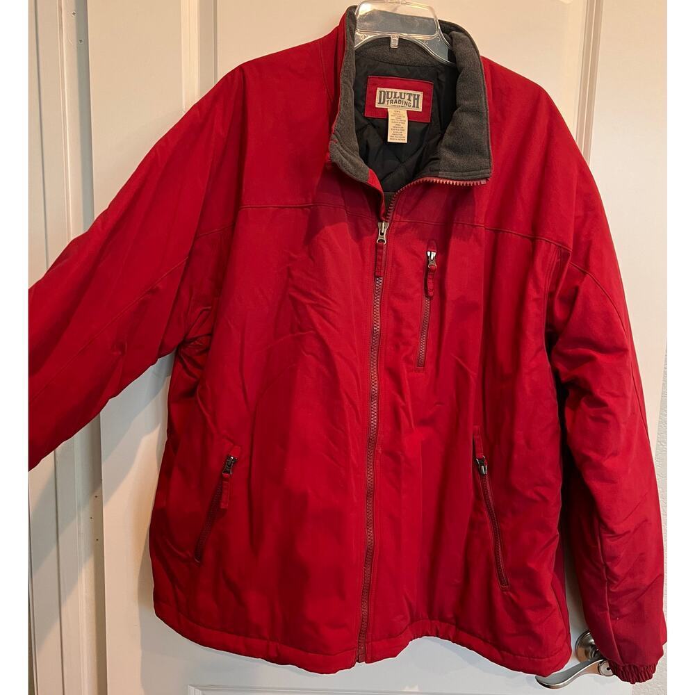 Duluth Trading Co men's red lined jacket. Nylon‎ shell. Size 2XL. Zip closure